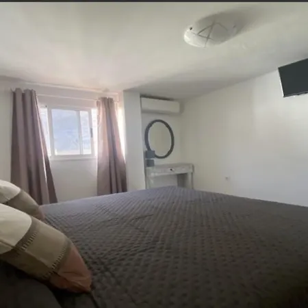 Apartment Atico Ulises *